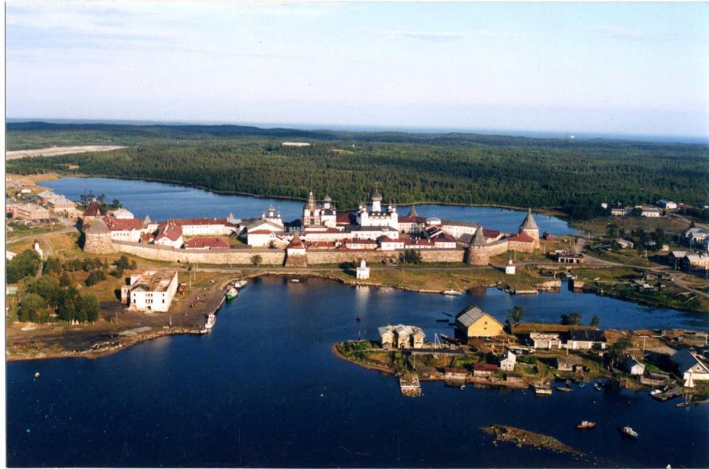 Соловецкий монастырь. Вид с западной стороны